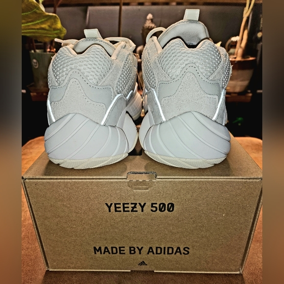 BNWT | adidas Yeezy 500 Bone White (2023) | Men's 11 - Picture 6 of 10